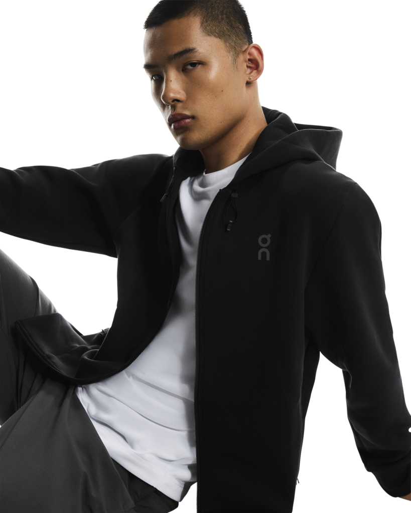 Focus Tech Zip Hoodie - Black